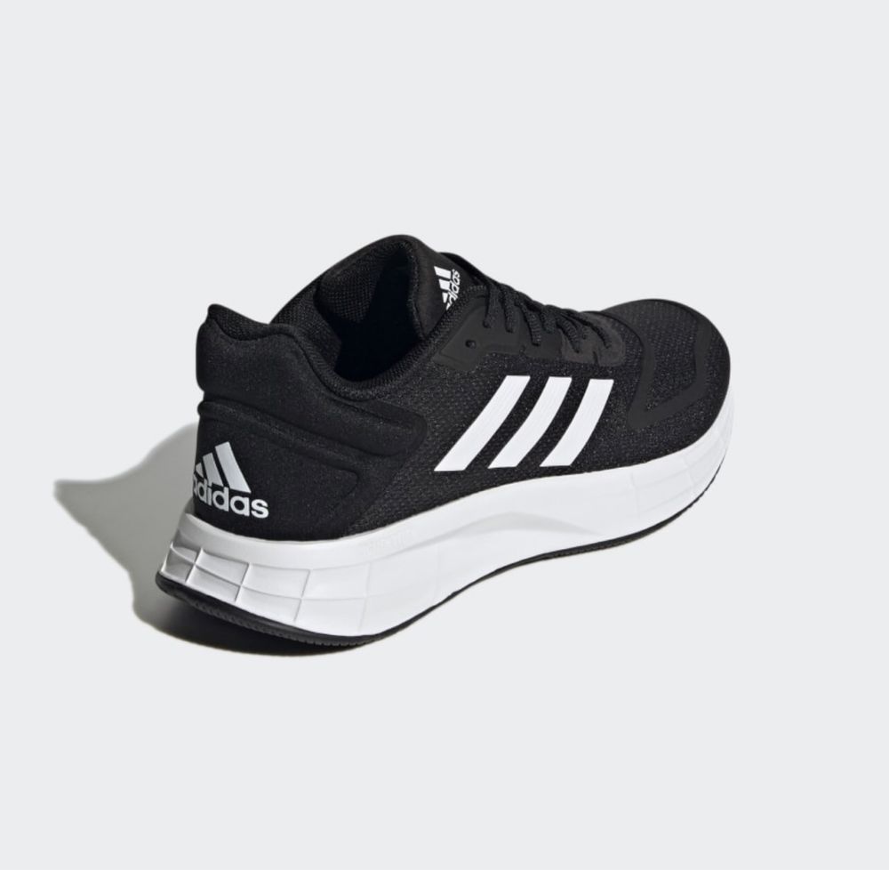 Беговые кроссовки Adidas Duramo 10