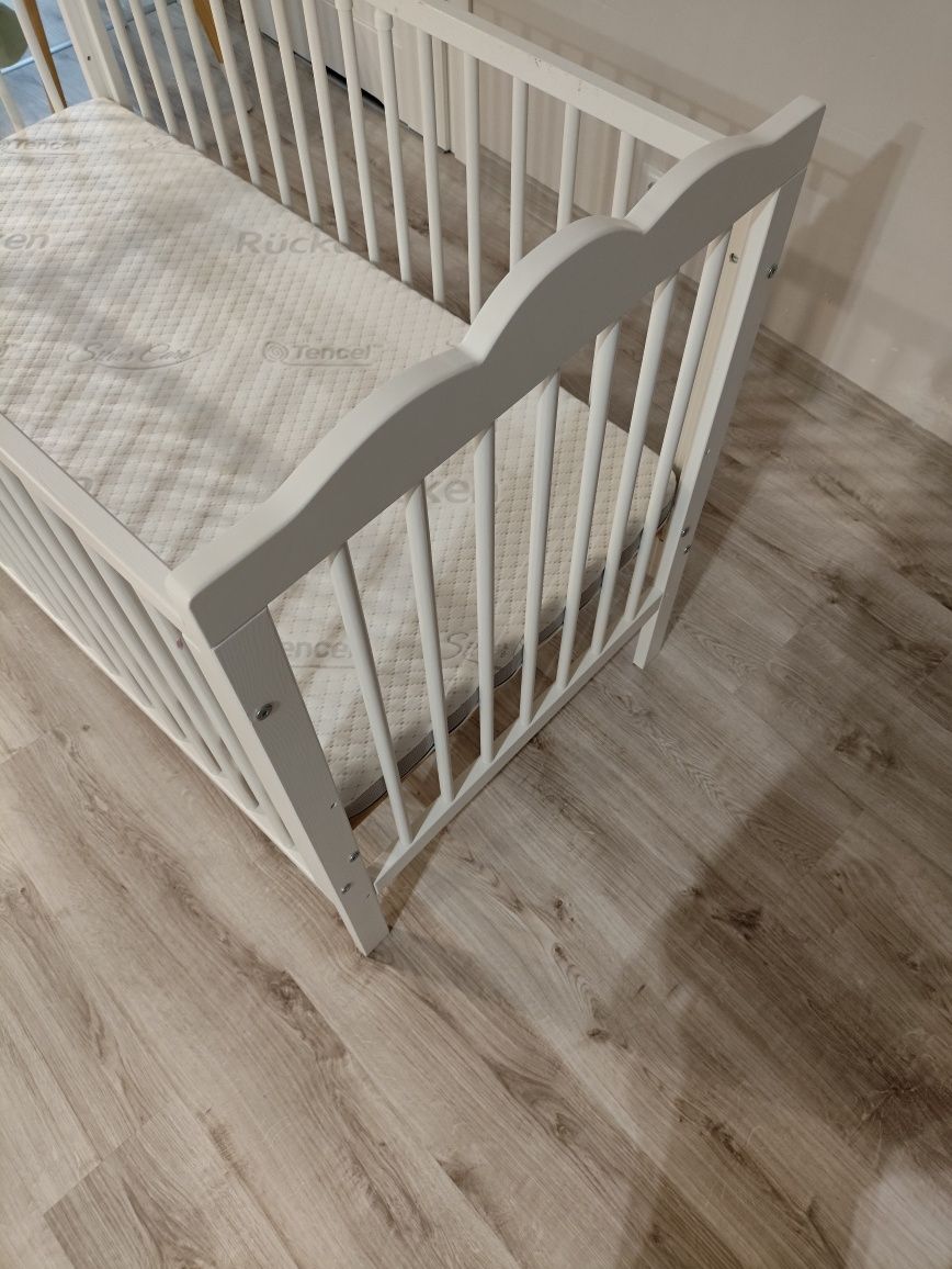 Łóżeczko 120×60 Klupś Oliver plus materac Rucken