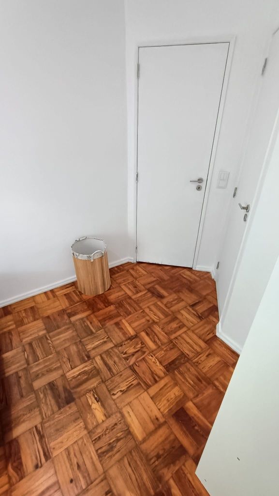 Para Rapariga , com casa de banho privativa e mini frigorifico