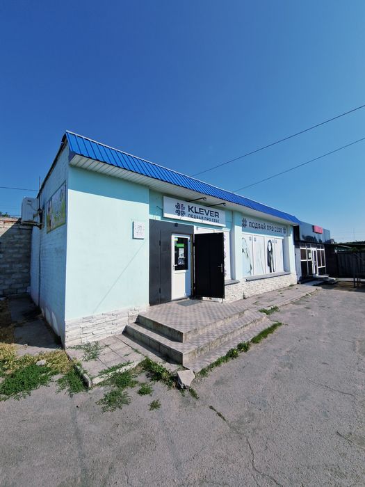 Продаж магазину в центрі міста (ринок) Верховцево!