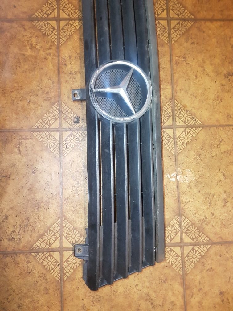 Atrapa Grill Mercedes Vito 638