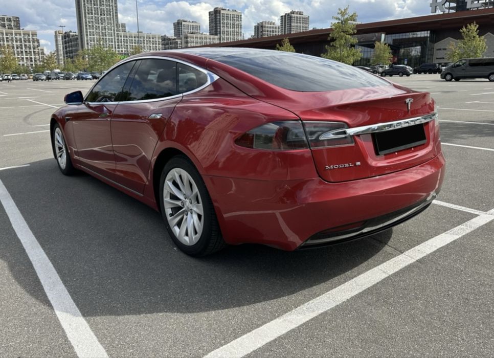 Tesla model S intel