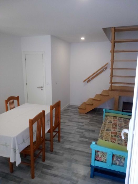 Casa mobilada para arrendar no Centro do Porto (T2)