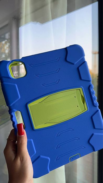 Etui na • iPad Air 4/5, pro 11 2018/2020/2021