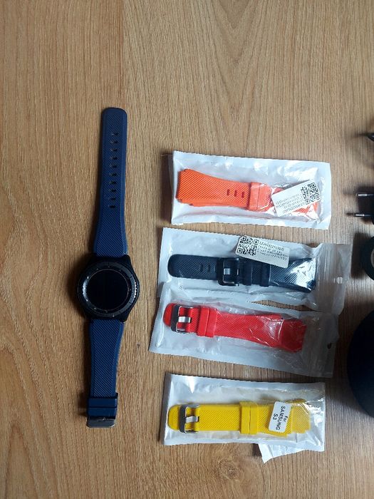 Relógio smartwatch Samsung Gear S3 frontier
Modelo SM-R760
