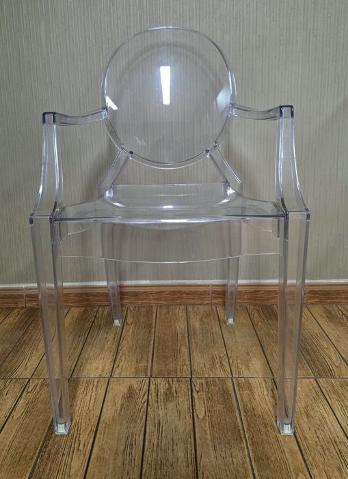 Conjunto 4 cadeiras + mesa