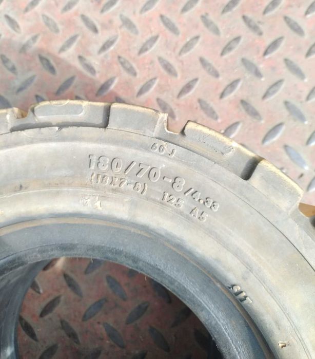 Opona Continental 18x7-8 LOC NM do wózka widłowego