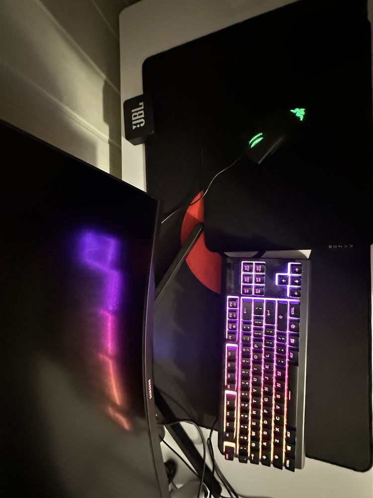 Zestaw Gamingowy: Klawiatura SteelSeries Mysz Razer, podkladka razer