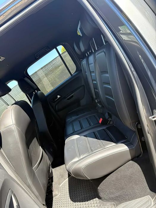 Volkswagen Amarok      2019