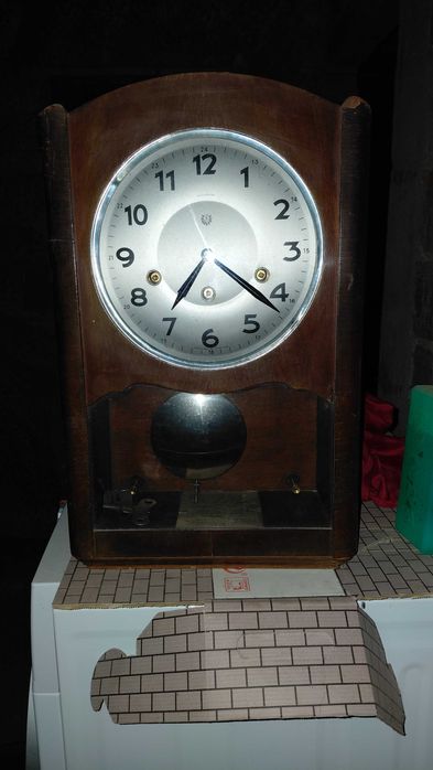 Relógio de Parede Antigo “Reguladora” Original