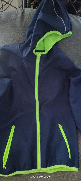 Bluza,kurtka Softshell jak nowa 146/152