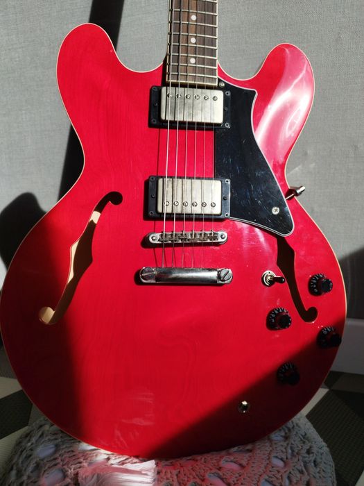 Gitara elektryczna semi hollow body Cort