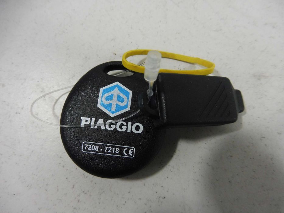 Piaggio Vespa LX / LXV / S 150 / Fly 50 / 150 nowy alarm pilot A609