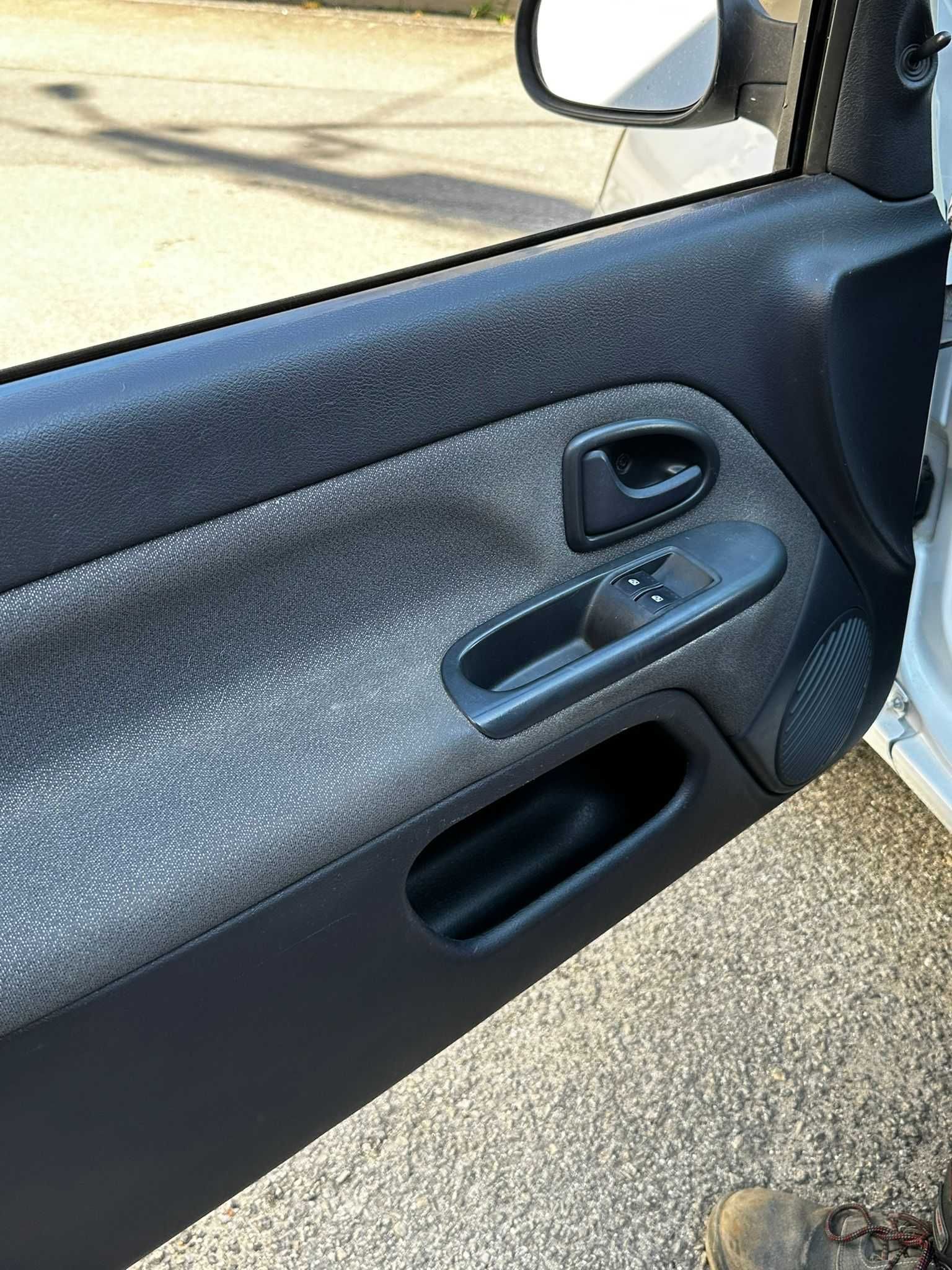 Renault Clio 2005