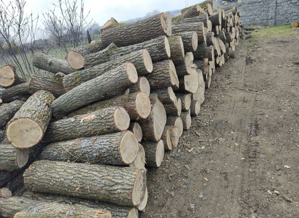 Дрова дубовые,продажа дубовых дров