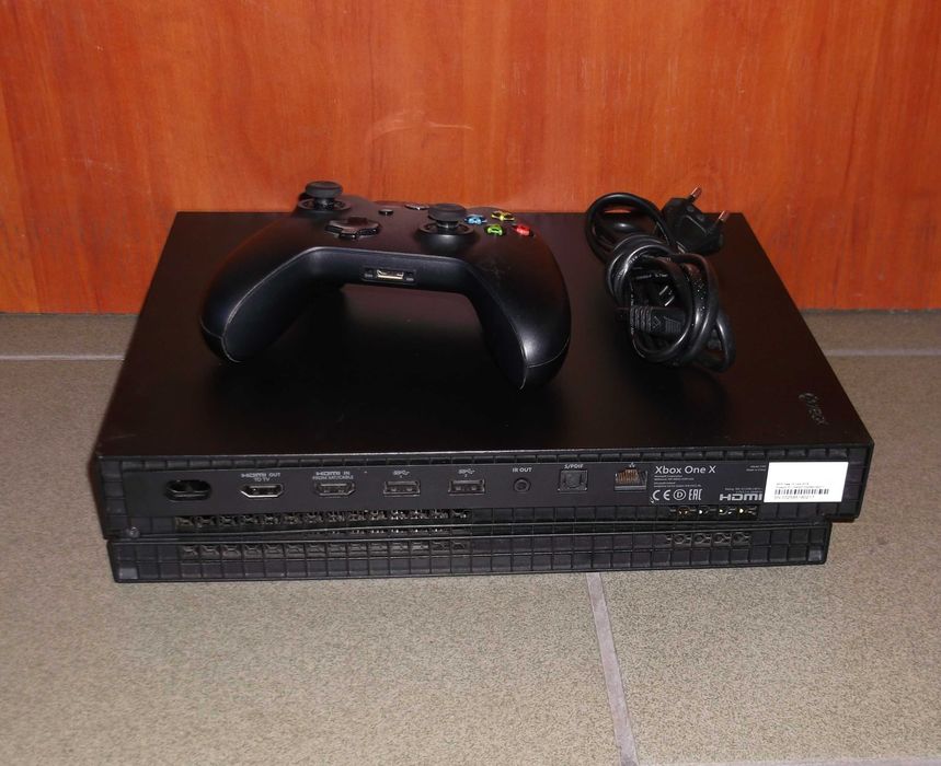 Konsola XBOX ONE X 1TB