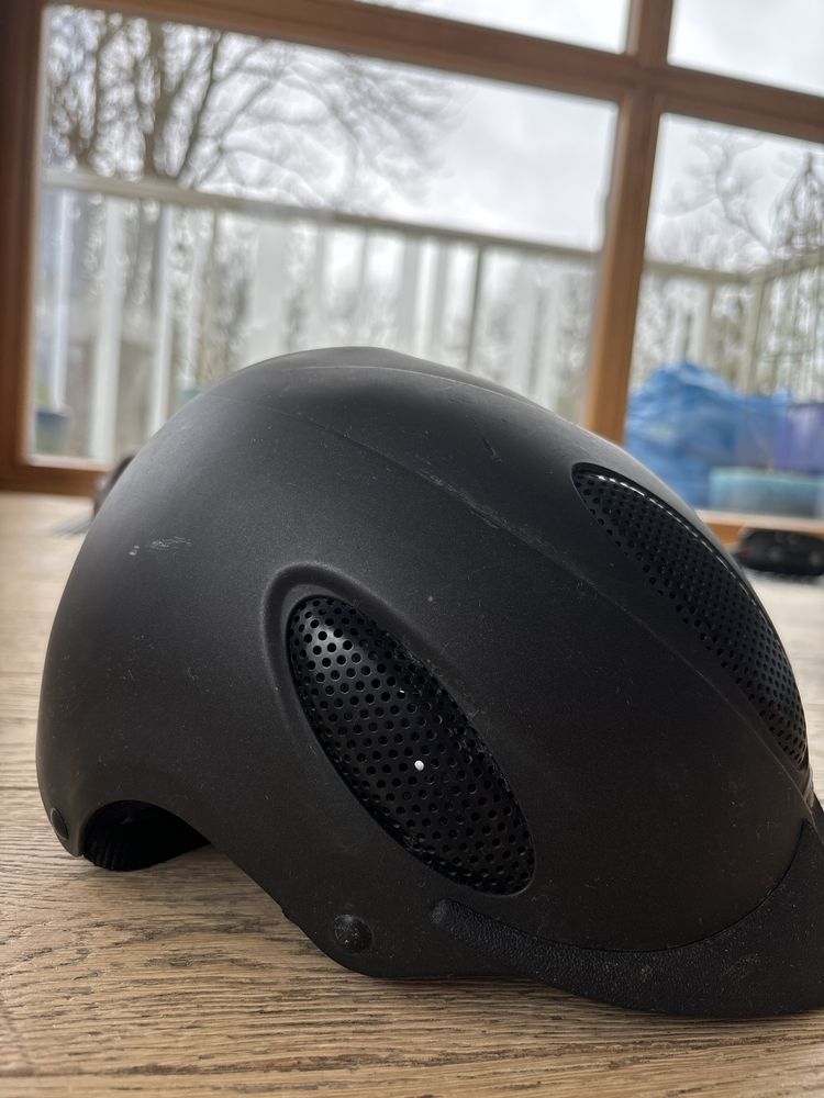 Kask Uvex 52- 55 cm . XXS-S