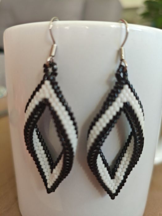 Сережки з бісеру