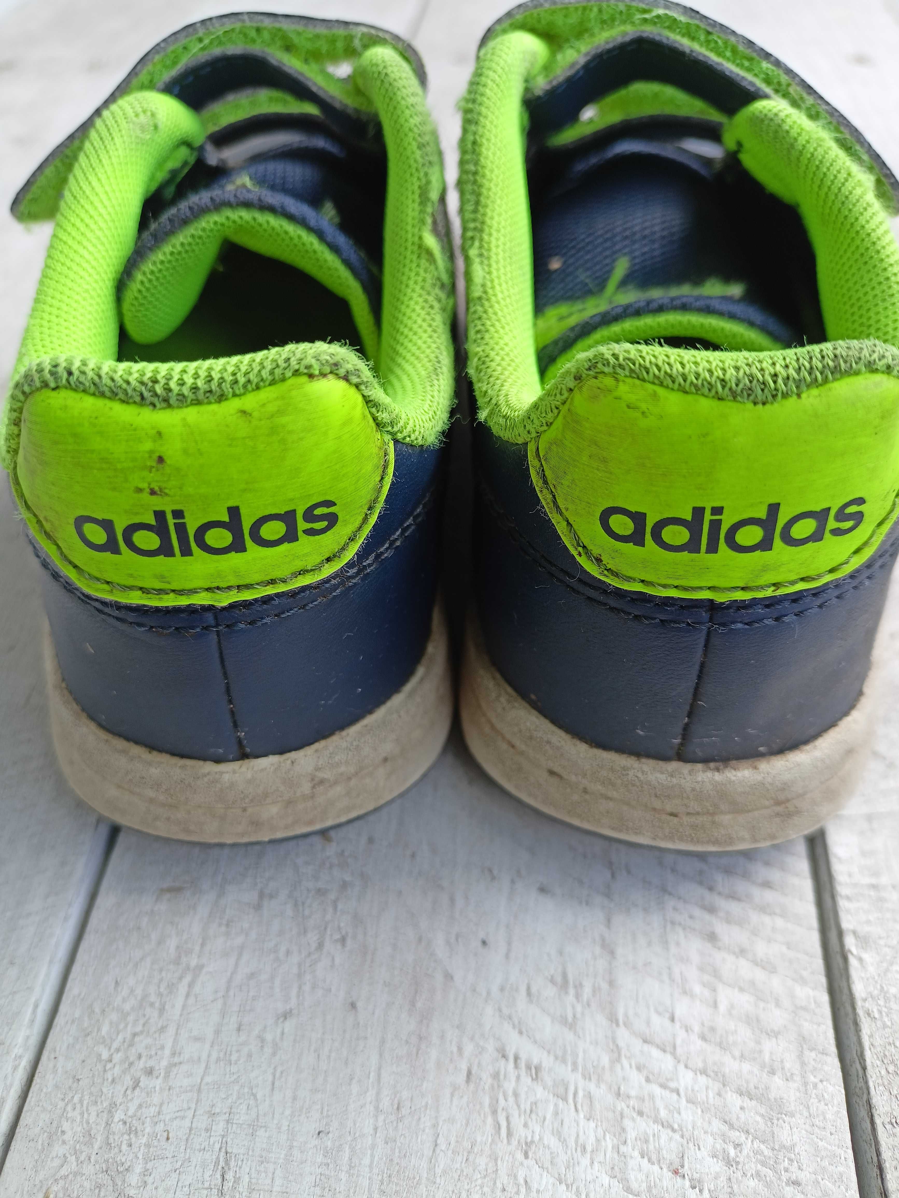 Buty sportowe Adidas rozmiar 26