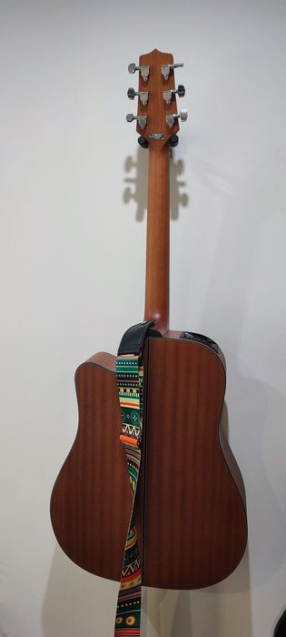 Gitara elektroakustyczna Takamine GD11MCE-NS – stan idealny!

⸻

Opis: