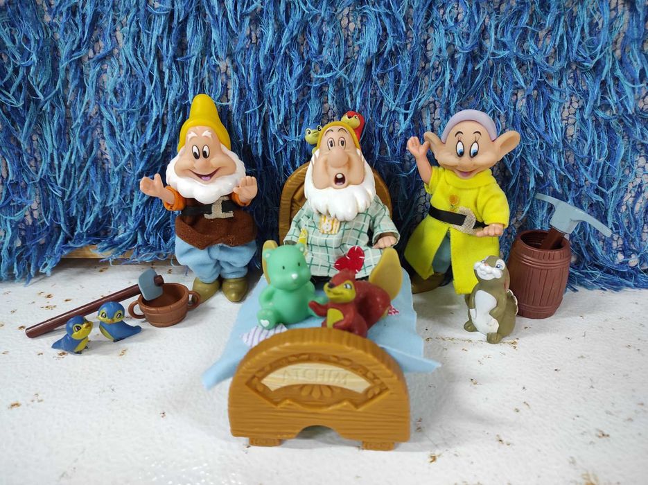 Disney - Branca de Neve (figuras e conjuntos)