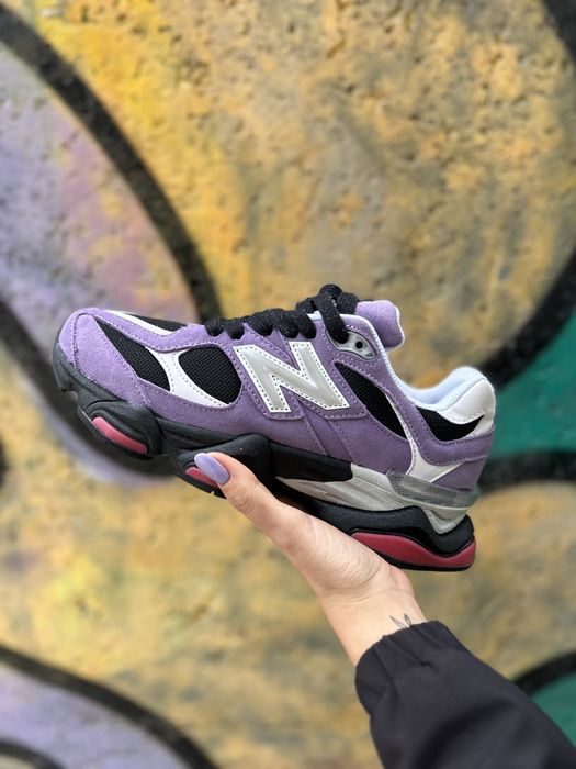 Чоловічі кросівки New Balance 9060 Violer Noir 41