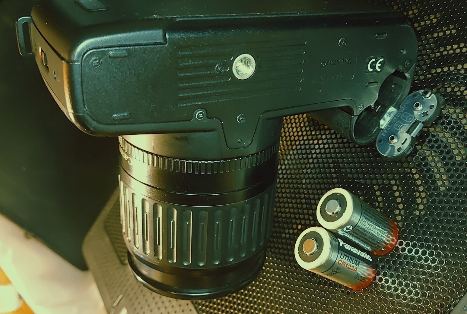 Aparat fotograficzny canon 5000 z obiektywem 35-80mm