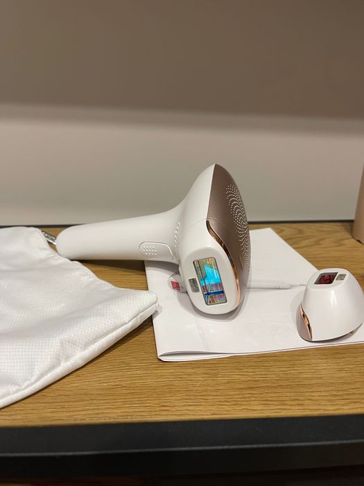 Фотоепілятор Lumea від PHILIPS 7000