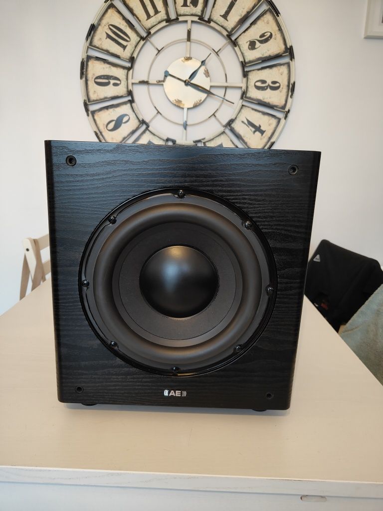 Subwoofer aktywny Firmy Acoustic Energy ,200W