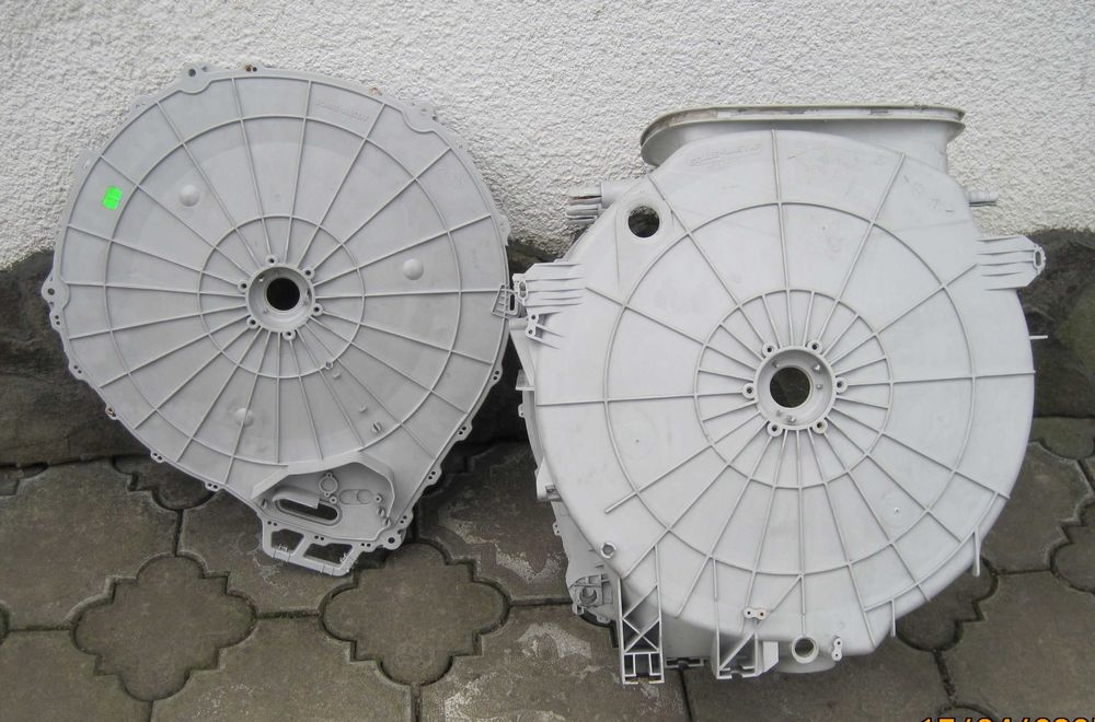 Бак Whirlpool пральної машини.