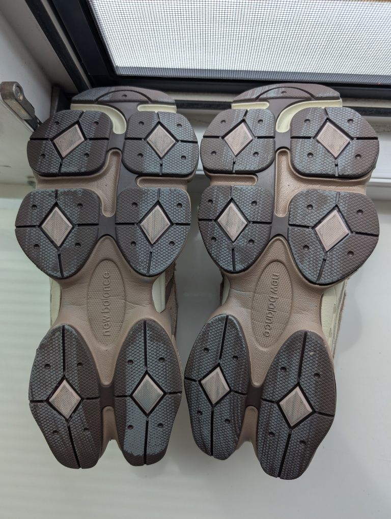 Нові жіночі New Balance 9060 38р.