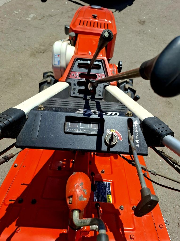 Японский мотоблок Kubota K1-70