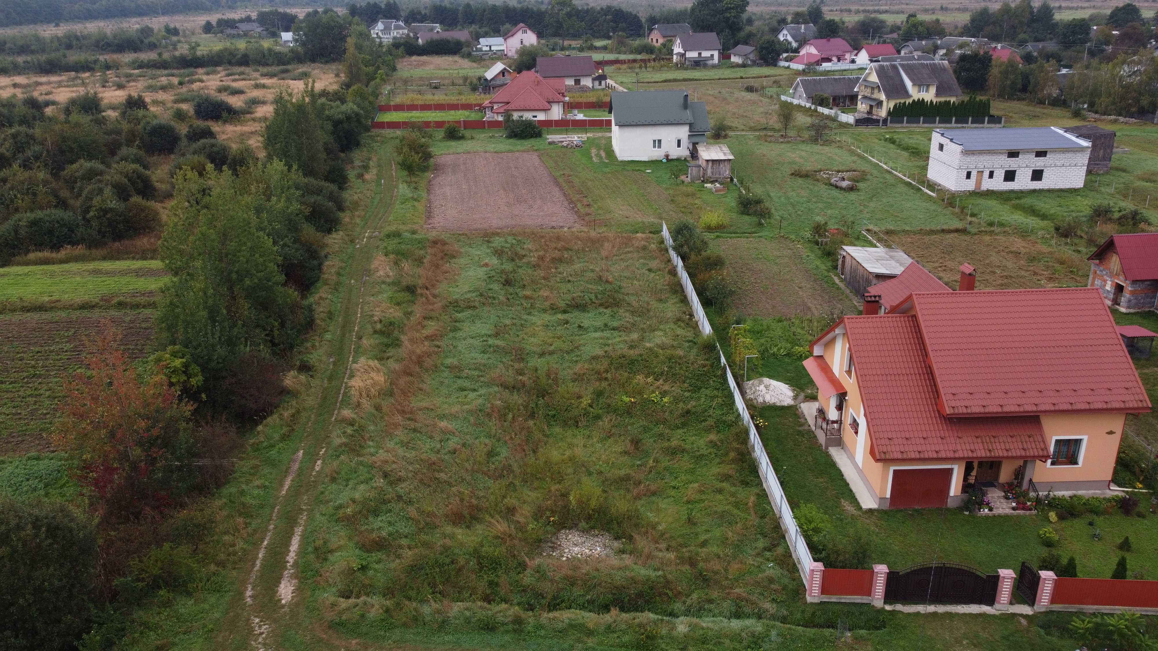 Продається ділянка 12 сотих. Газ. Світло. Під будівництво. с. Стебник