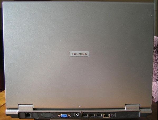 Ноутбук Toshiba Tecra A8-S8513