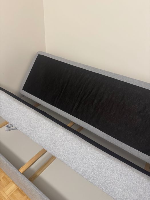 Łóżko z zagłówkiem szare stan idealny