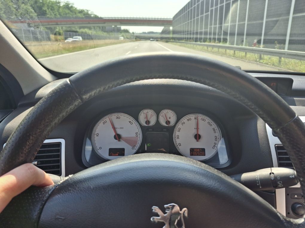 Peugeot 307sw 1.6hdi 90km