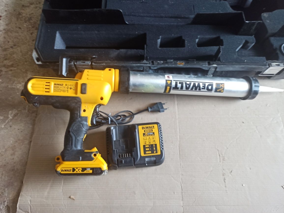Silikoniarka DeWalt DCE580+ Bateria 2.0ah + ładowarka+ skrzynka