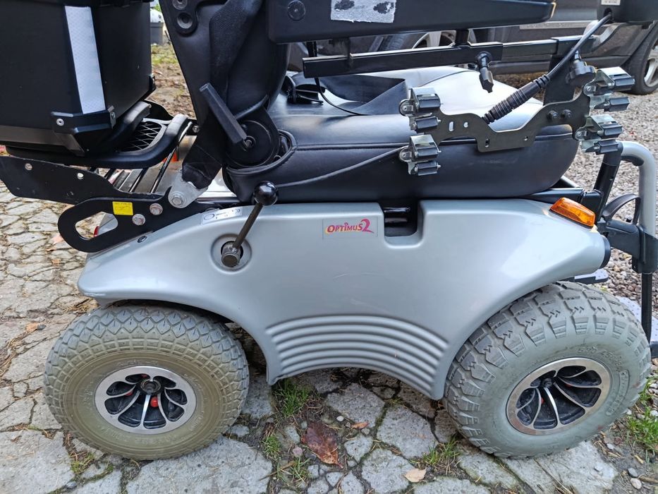 Wózek inwalidzki elektryczny