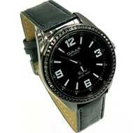 Śliczny Nowy zegarek OMAX na czarnym pasku