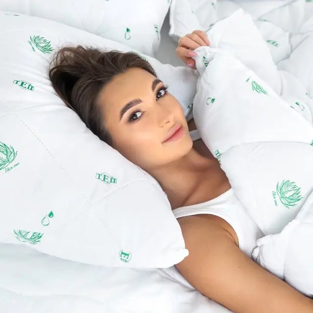Всезонна антиалергенна ковдра з просоченим екстрактом "Aloe Vera" ТЕП