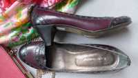 Luksusowe designerskie skórzane pantofle czółenka szpilki 39 brogsy