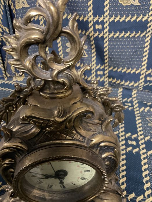 Relógio de mesa brass Quartz altura de 38 cm