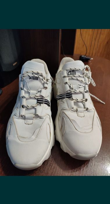 Чоловічі кросівки, 42 розмір