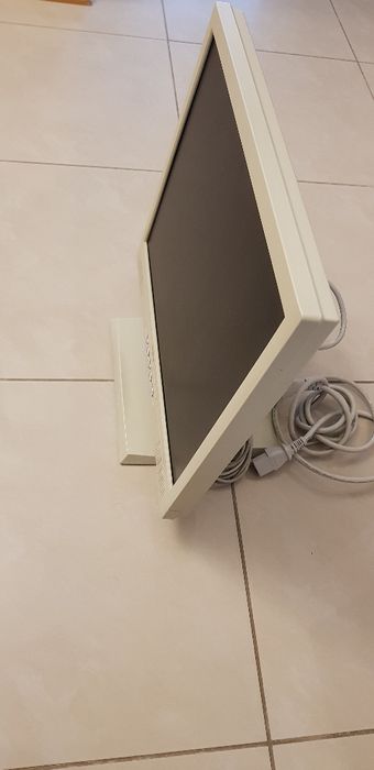 Monitor Belinea 17" model 10 17 10