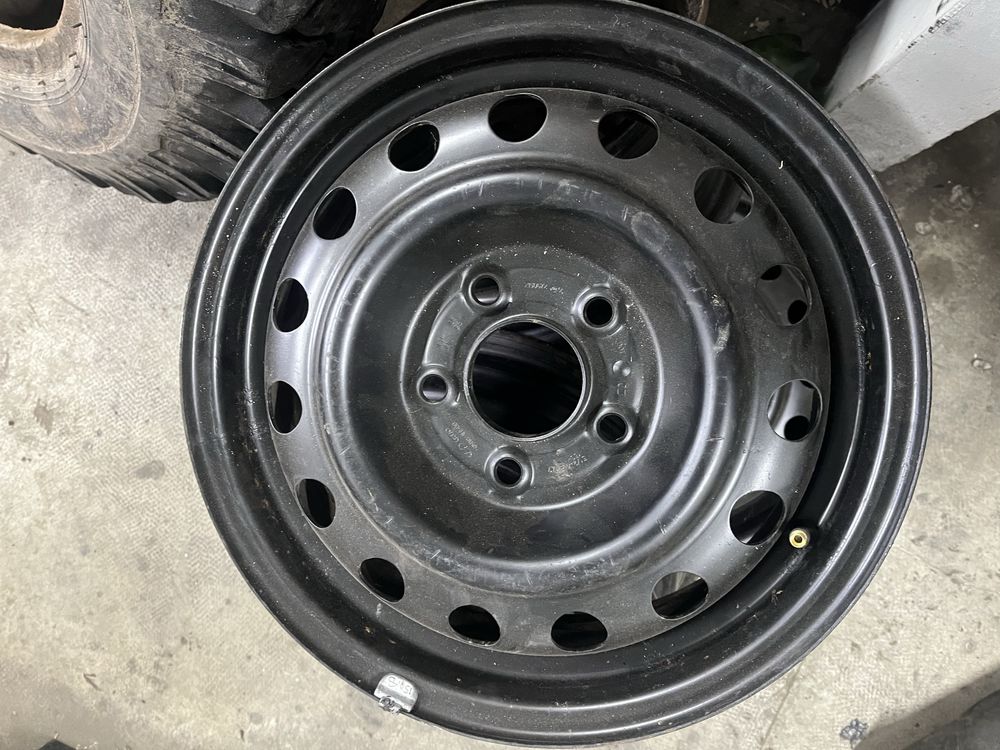 Диски  5/114.3 R15