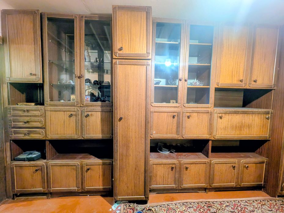 Стінка бу, лише самовивіз