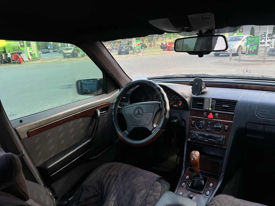 Mercedes-Benz C-Class, w202