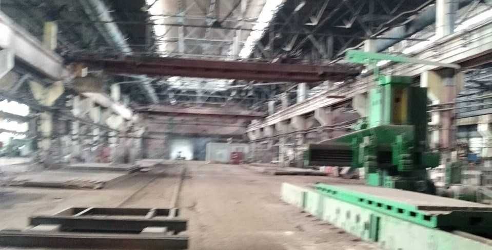 Завод від 30000 - 70000 м2 , мостові крани, підстанція 110/10кВ (10МВ)