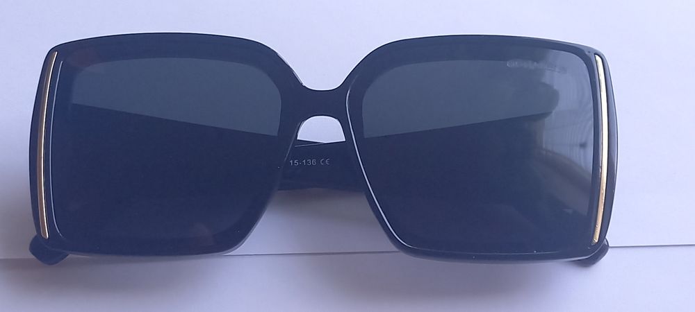 Продам очки Chanel