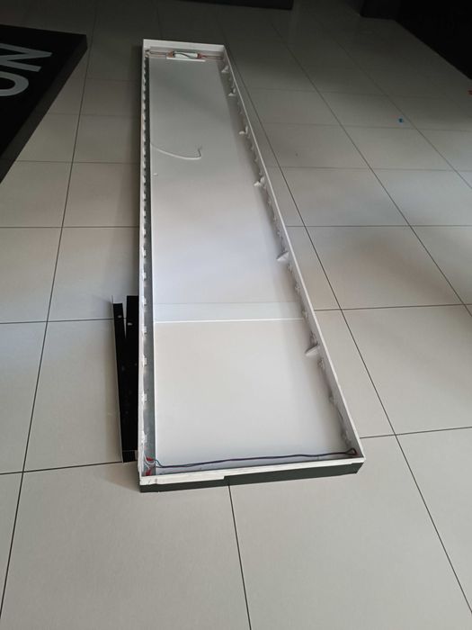 Kaseton reklamowy LED na reklamę świetlną